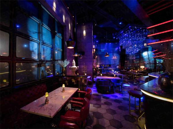 酒吧怎么裝修設計才能有高人氣,高回頭率-貝帝設計