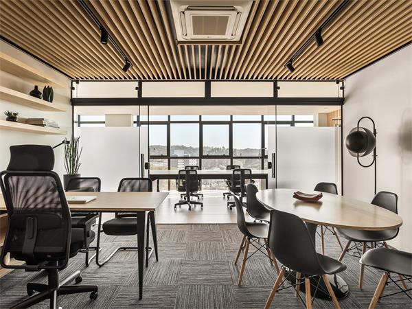 Frank Madeiras企業(yè)總部辦公室