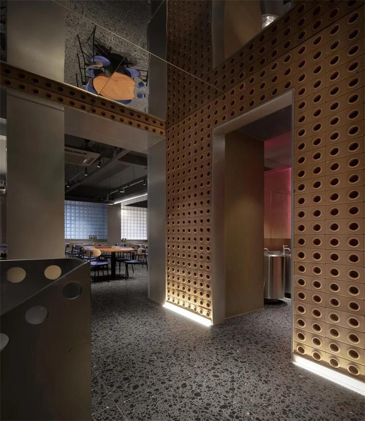 QU烤肉酒館 · ?上海